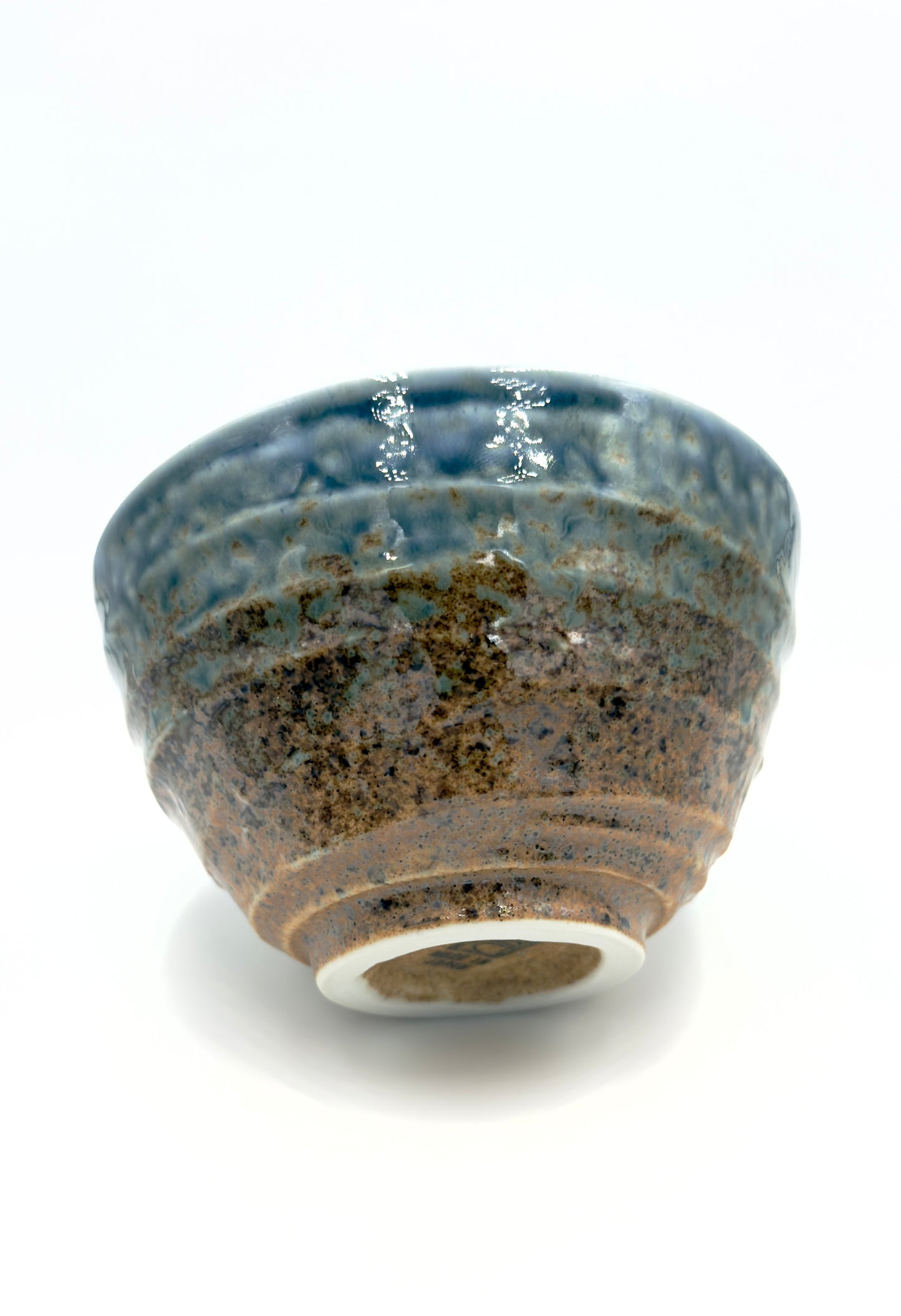Japanische Matcha-Schale „Blue Earth“ – Traditionelle Chawan mit einzigartiger Glasur