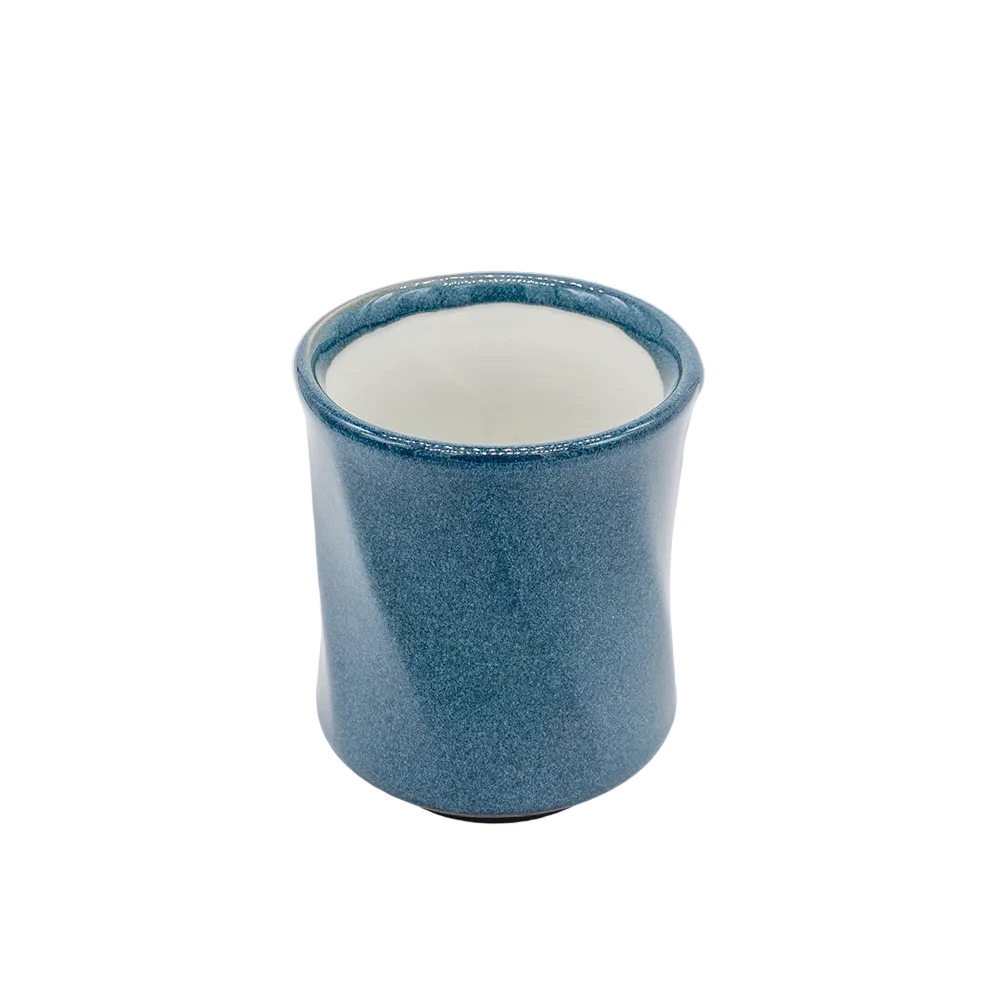 Japanische Keramik-Teetasse „Aoi“