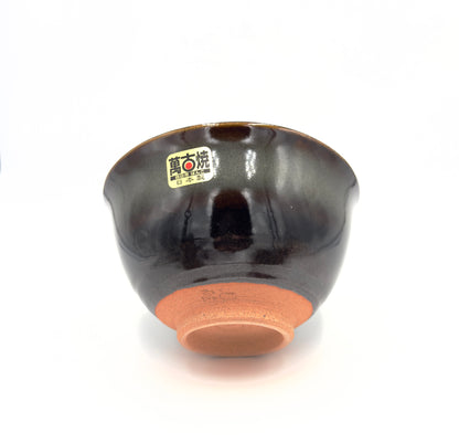 Japanische Matcha-Schale „Black Harmony“ – Elegante Chawan in tiefschwarzer Glasur