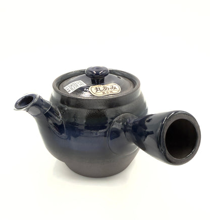 Japanische Handteekanne „Kyusu“ in tiefem Blau-Schwarz