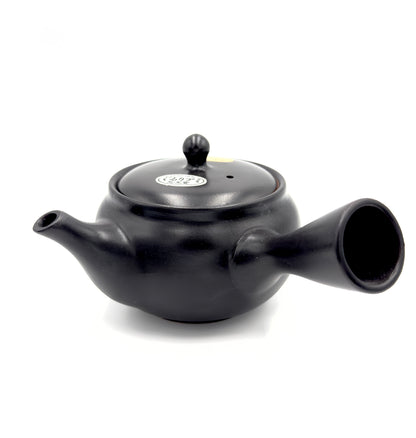 Japanische Handteekanne „Kyusu“ – Matte Schwarzoptik mit integriertem 360°-Sieb