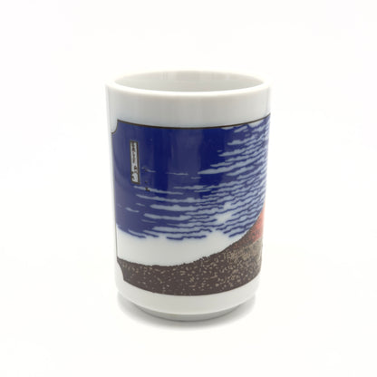 Tasse de thé japonaise avec motif Fuji – Entre tradition et art